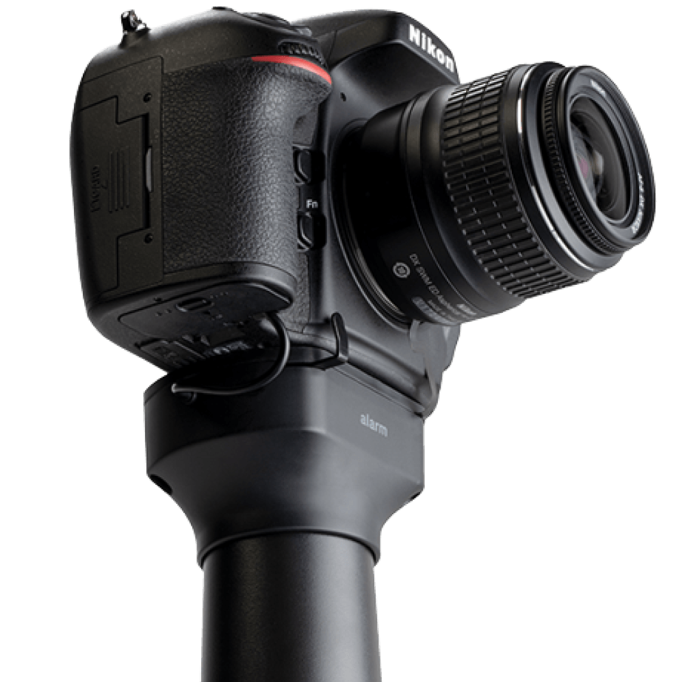 보안 디스플레이에 장착된 카메라