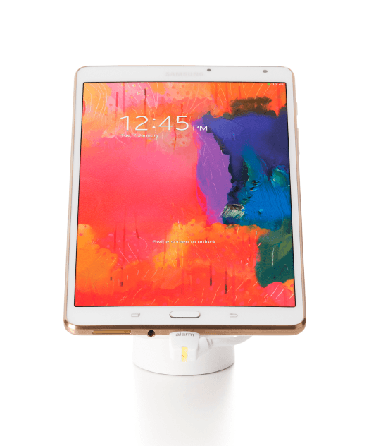 흰색 보안 스탠드 위의 흰색 태블릿