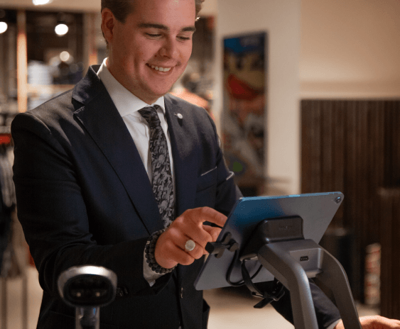 Only For Men, InVue 협력합니다