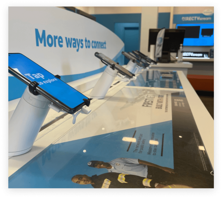 AT&T OnePOD 장착된 전시용 휴대폰