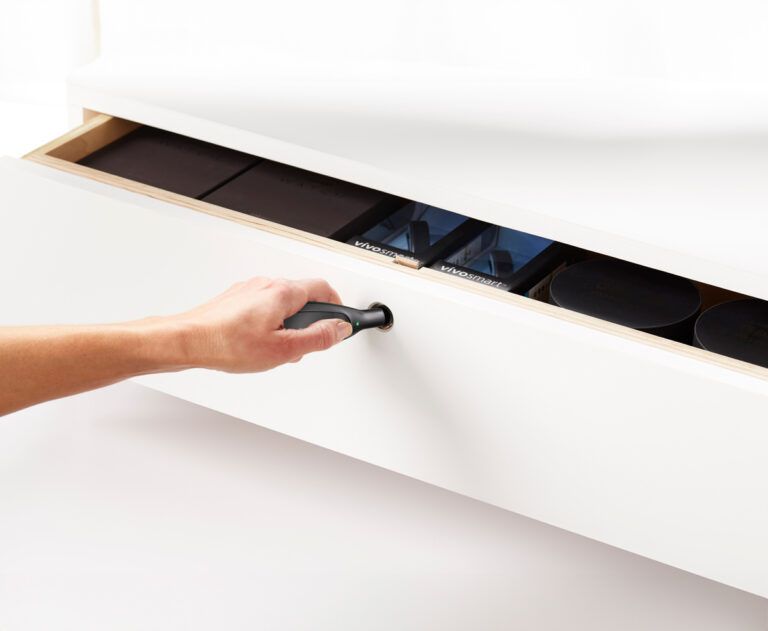 InVue 서랍용 InVue 잠금장치가 OneKEY 잠금 해제됨