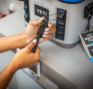 케이블 잠금장치가 OneKEY로 해제됨