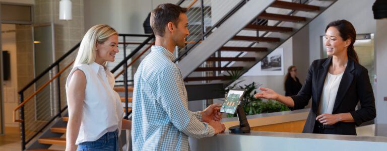 셀프 서비스 체크인에 대한 선호도 증가: 호스피탈리티 산업을 넘어선 혁신 