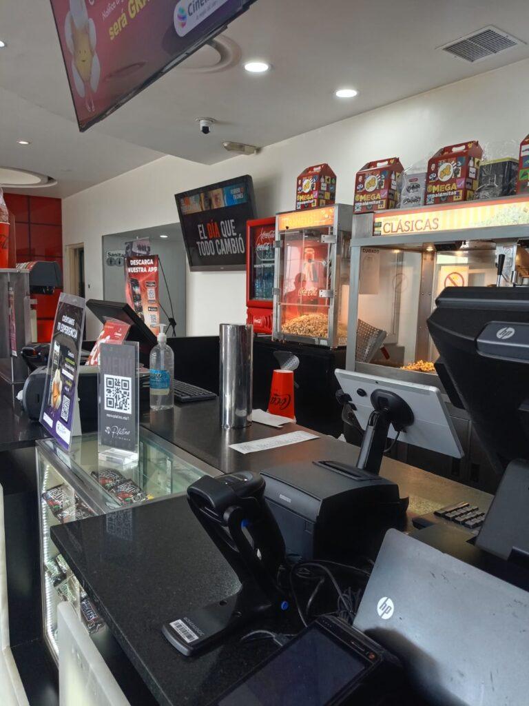 NE150 스탠드 (시네맥스)