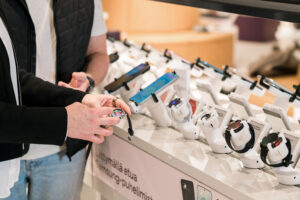 텔리아 InVue , 스마트워치 보안