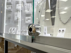 할도르 올라프손 우르 오그 스카르트그리피르_인뷰 주얼리 잠금장치 키 없는 주얼리 보안 잠금장치